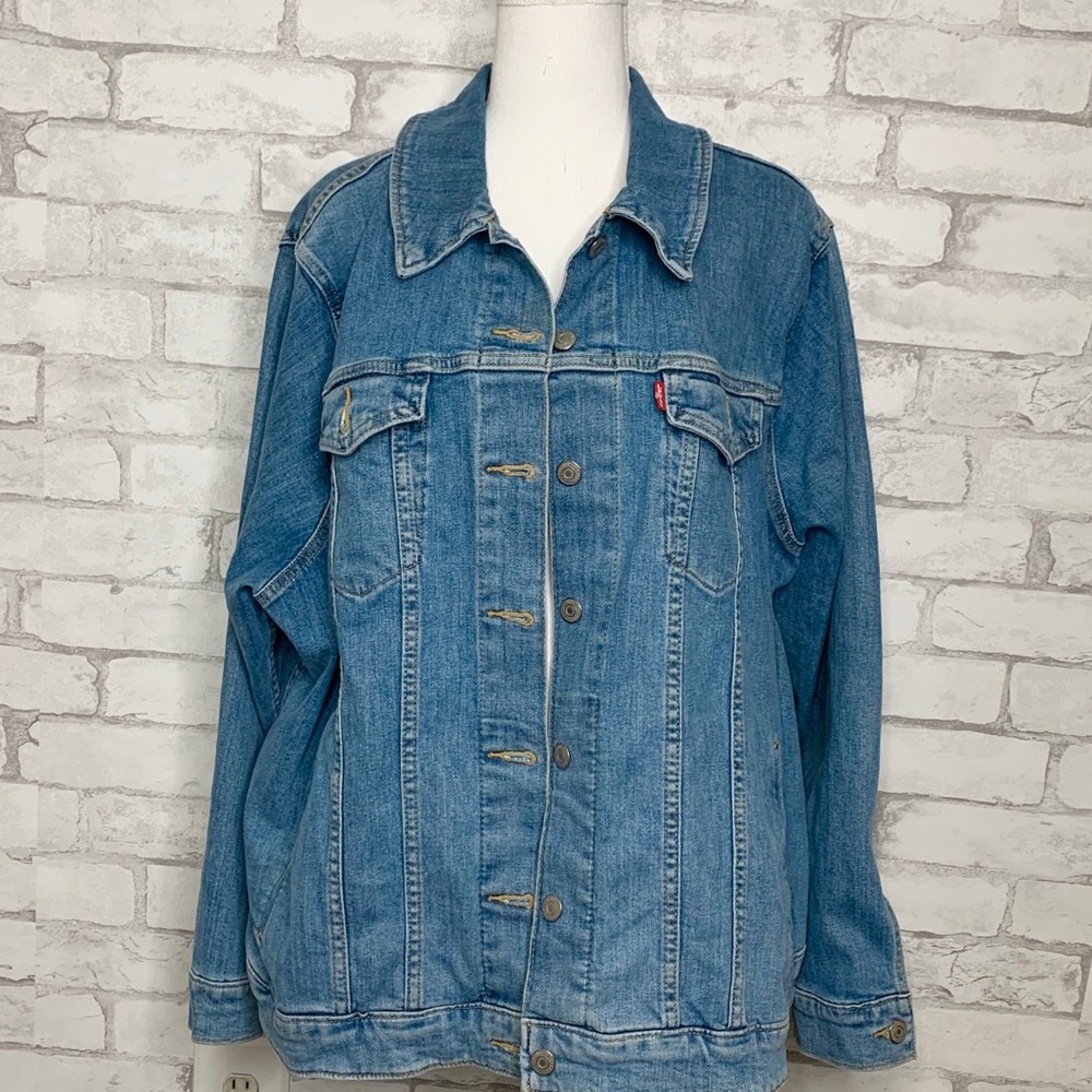 📍Levi Jean Jacket